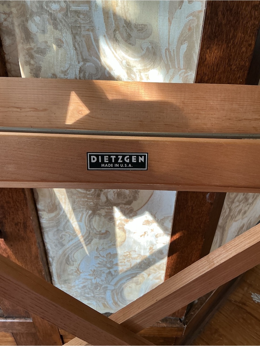 Natural Wood Display Easel - Light Natural Finish
